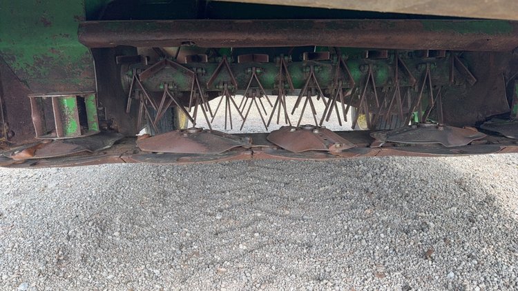 Image for JOHN DEERE 916 8' DISC BINE