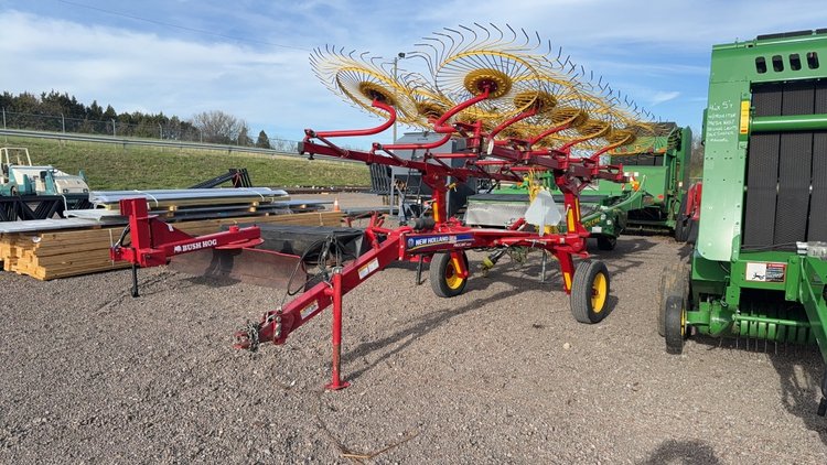 Image for 2016 NEW HOLLAND 1022 V RAKE