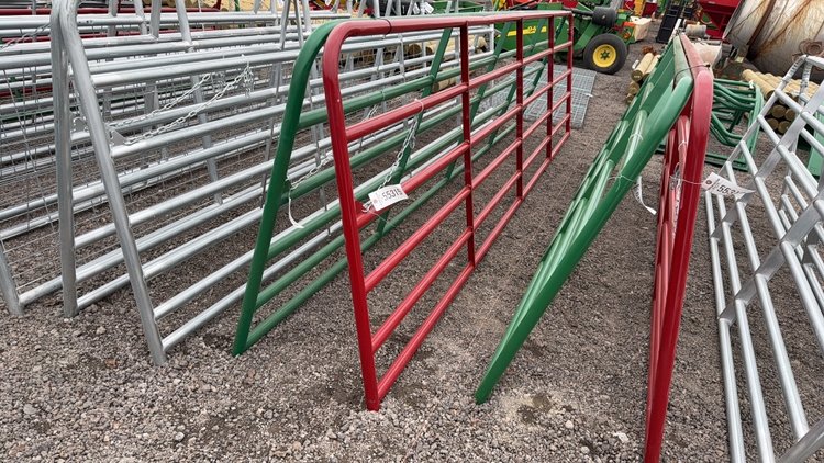 Image for QTY (1) 16' 6 BAR GATE