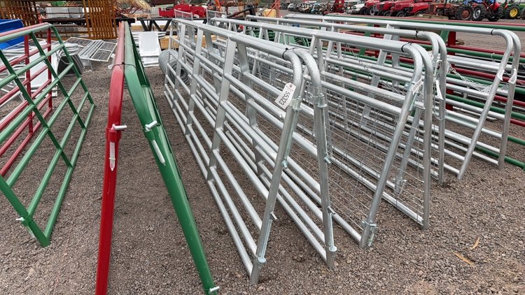 Image for QTY (1) 16' 7 BAR GATE