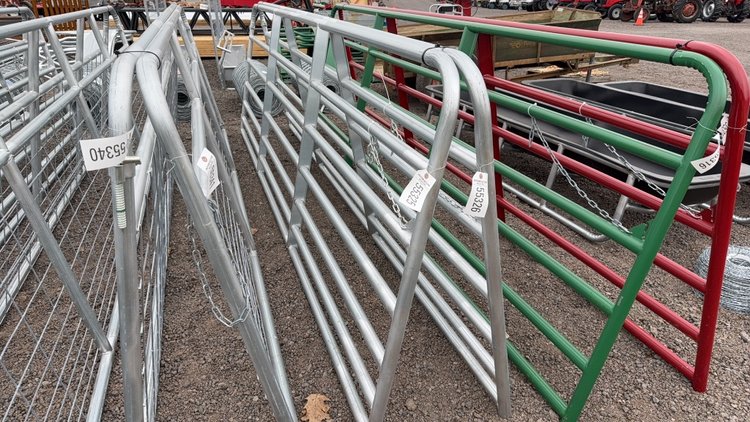 Image for QTY (1) 14' 7 BAR GATE