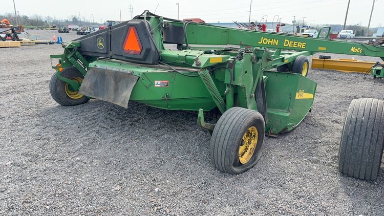 Image for JOHN DEERE 946 13' CENTER PIVOT DISCBINE