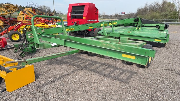 Image for JOHN DEERE DISCBINE CADDY