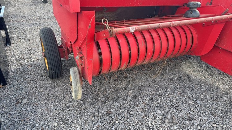Image for MASSEY FERGUSON 120 SQUARE BALER