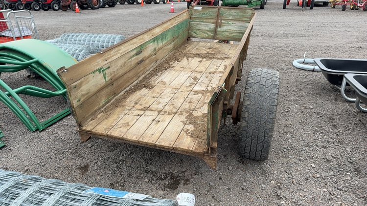 Image for OLIVER SUPERIOR FARM TRAILER