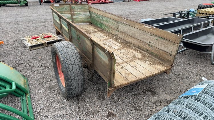 Image for OLIVER SUPERIOR FARM TRAILER