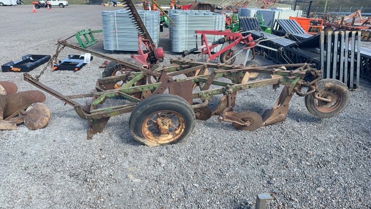 Image for PULL TYPE 3 BOTTOM PLOW