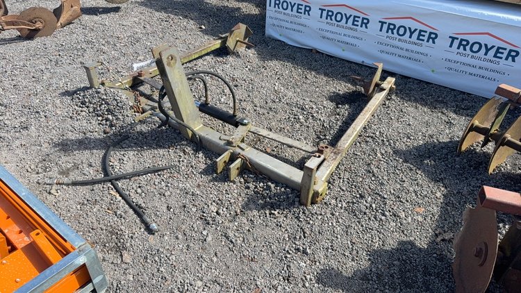 Image for 3-POINT HITCH ROUND BALE UNROLLER