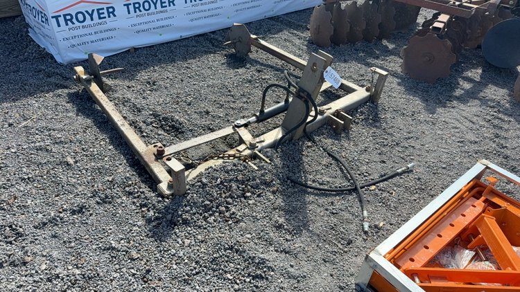 Image for 3-POINT HITCH ROUND BALE UNROLLER