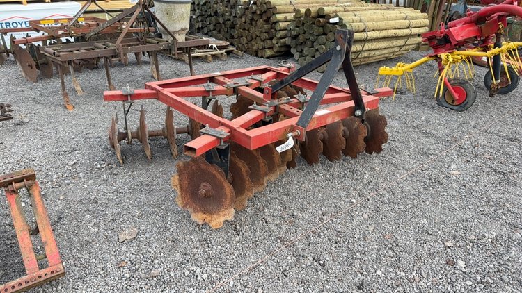 Image for L AND S 5' 3-POINT HITCH DISC HARROW