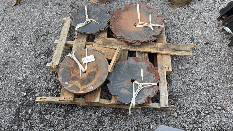 Image for PALLET OF VARIOUS SIZED DISK BLADES