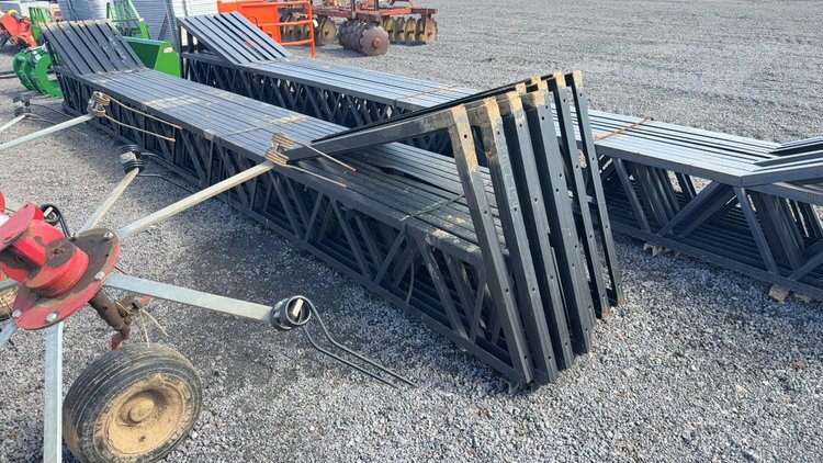 Image for QTY (6) 40' GABLE TRUSSES