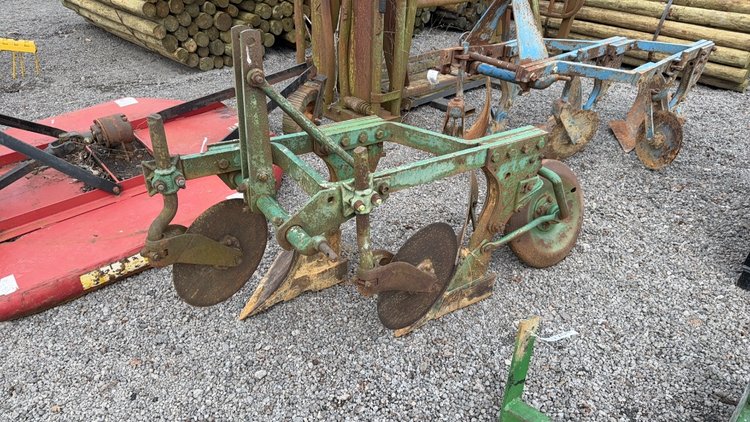 Image for 3-POINT HITCH 2 BOTTOM PLOW