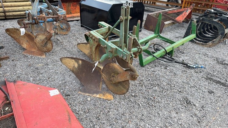 Image for 3-POINT HITCH 2 BOTTOM PLOW
