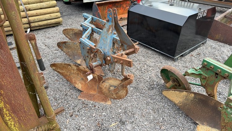 Image for 3-POINT HITCH 3 BOTTOM PLOW