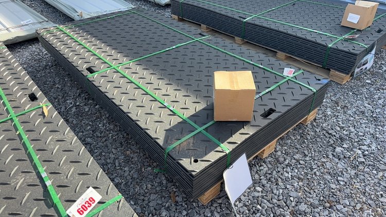 Image for QTY(12) 4' X 8' GROUND PROTECTION MATS