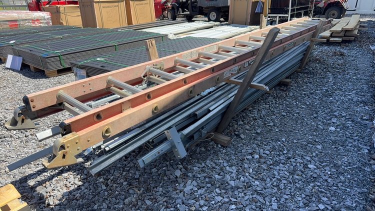 Image for BUNDLE OF METAL RAILS