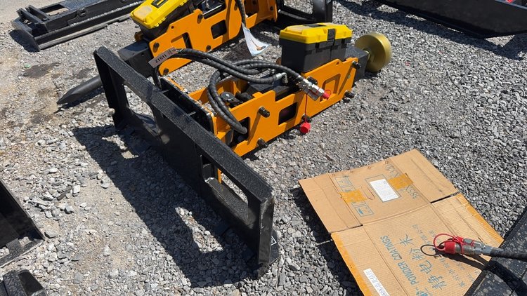 Image for FUTURE SKID STEER HYD POST DRIVER