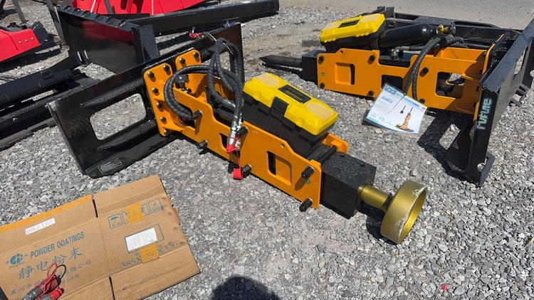 Image for FUTURE SKID STEER HYD POST DRIVER