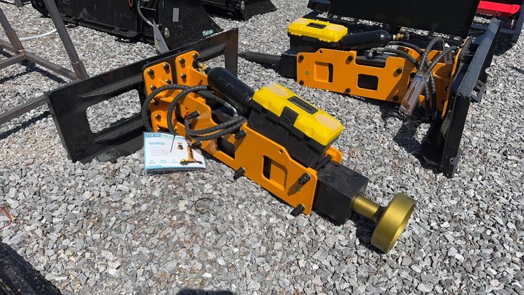 Image for FUTURE SKID STEER HYD POST DRIVER