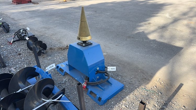 Image for FUTURE SKID STEER SCREW TYPE WOOD SPLITTER