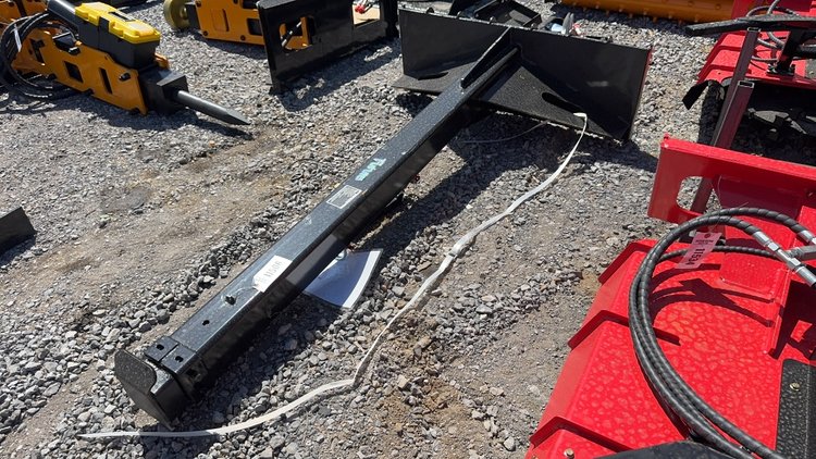 Image for FUTURE SKID STEER TELESCOPING BOOM POLE