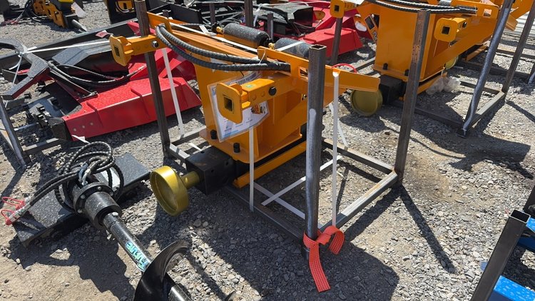 Image for FUTURE SKID STEER HYD POST DRIVER