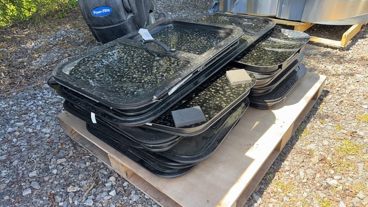 Image for PALLET OF TRAILER WINDOWS