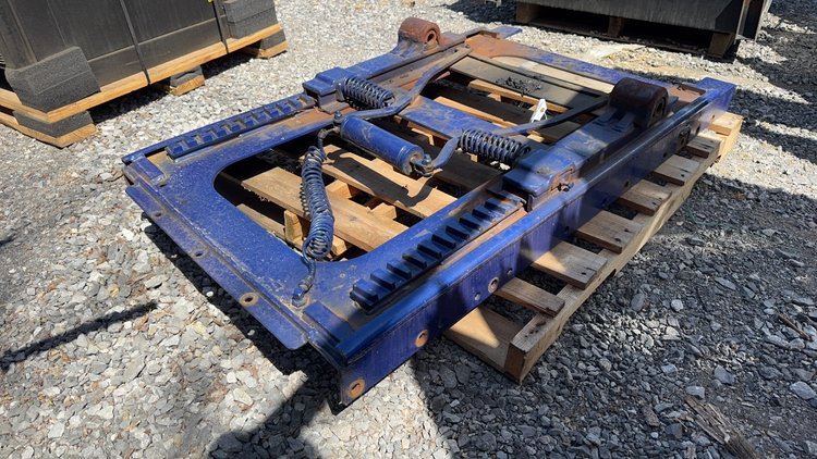 Image for SLIDING FIFTH WHEEL MOUNTING PLATE