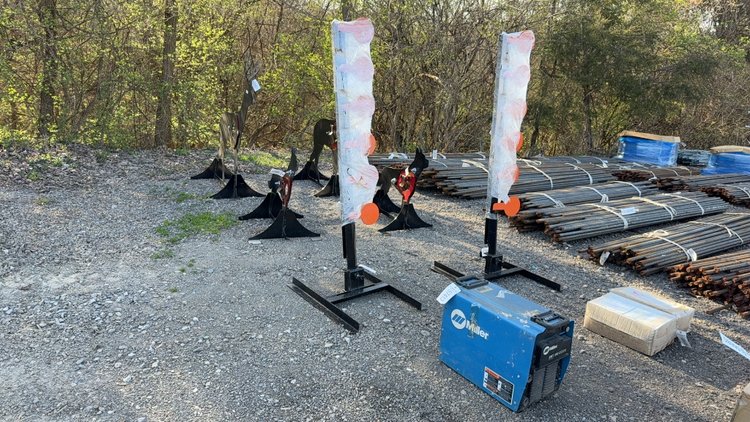 Image for DUELING TREE SHOOTING TARGET