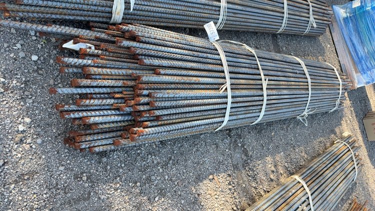Image for BUNDLE OF VARIOUS SIZED REBAR