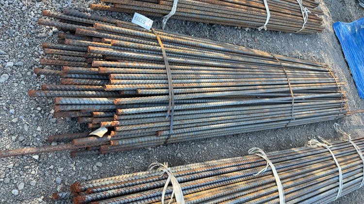 Image for BUNDLE OF VARIOUS SIZED REBAR