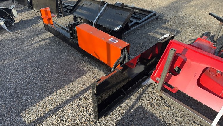 Image for FUTURE SKID STEER WOOD SPLITTER