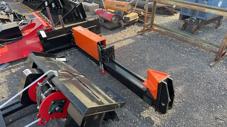 Image for FUTURE SKID STEER WOOD SPLITTER