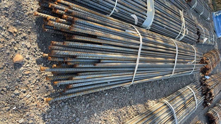 Image for BUNDLE OF VARIOUS SIZE REBAR
