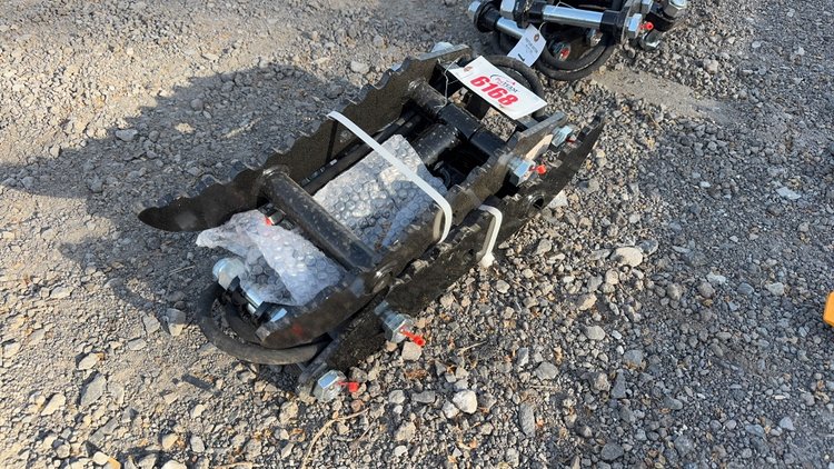 Image for QTY(2) MINI EXCAVATOR HYD THUMB