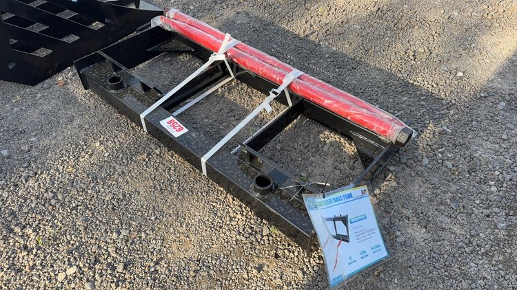 Image for FUTURE SKID STEER 2 PRONG BALE SPEAR