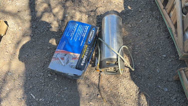 Image for LADDER JACKS AND SPRAYER