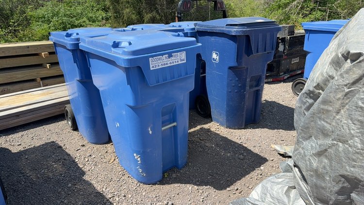 Image for QTY (5) TRASH CANS