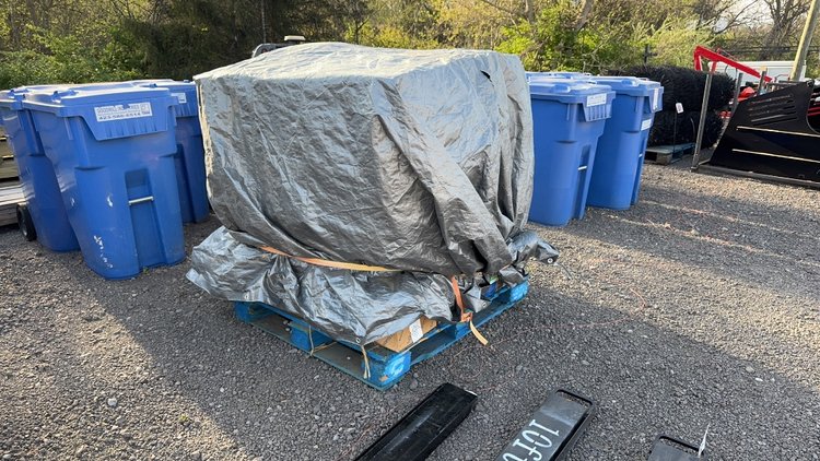 Image for PALLET OF MISC AIR FILTERS