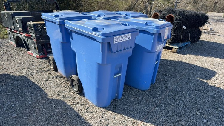 Image for QTY(5) TRASH CANS