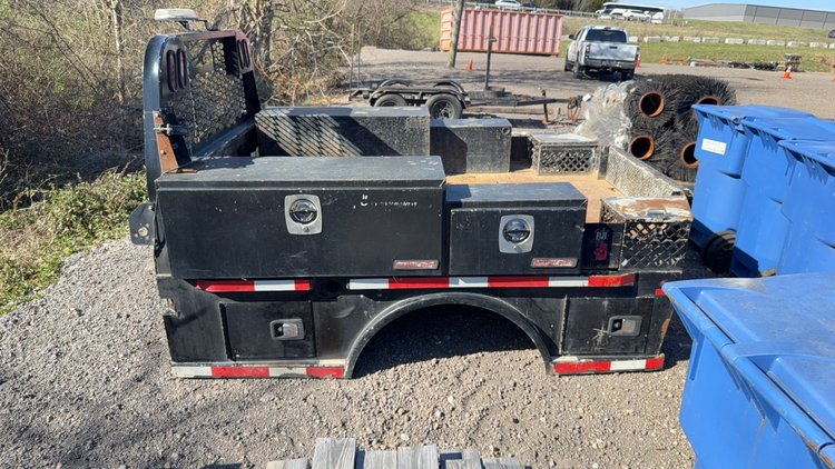 Image for 8' KNAPHEIDE SERVICE BED