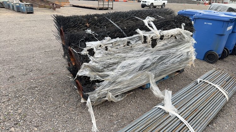 Image for QTY (4) 72