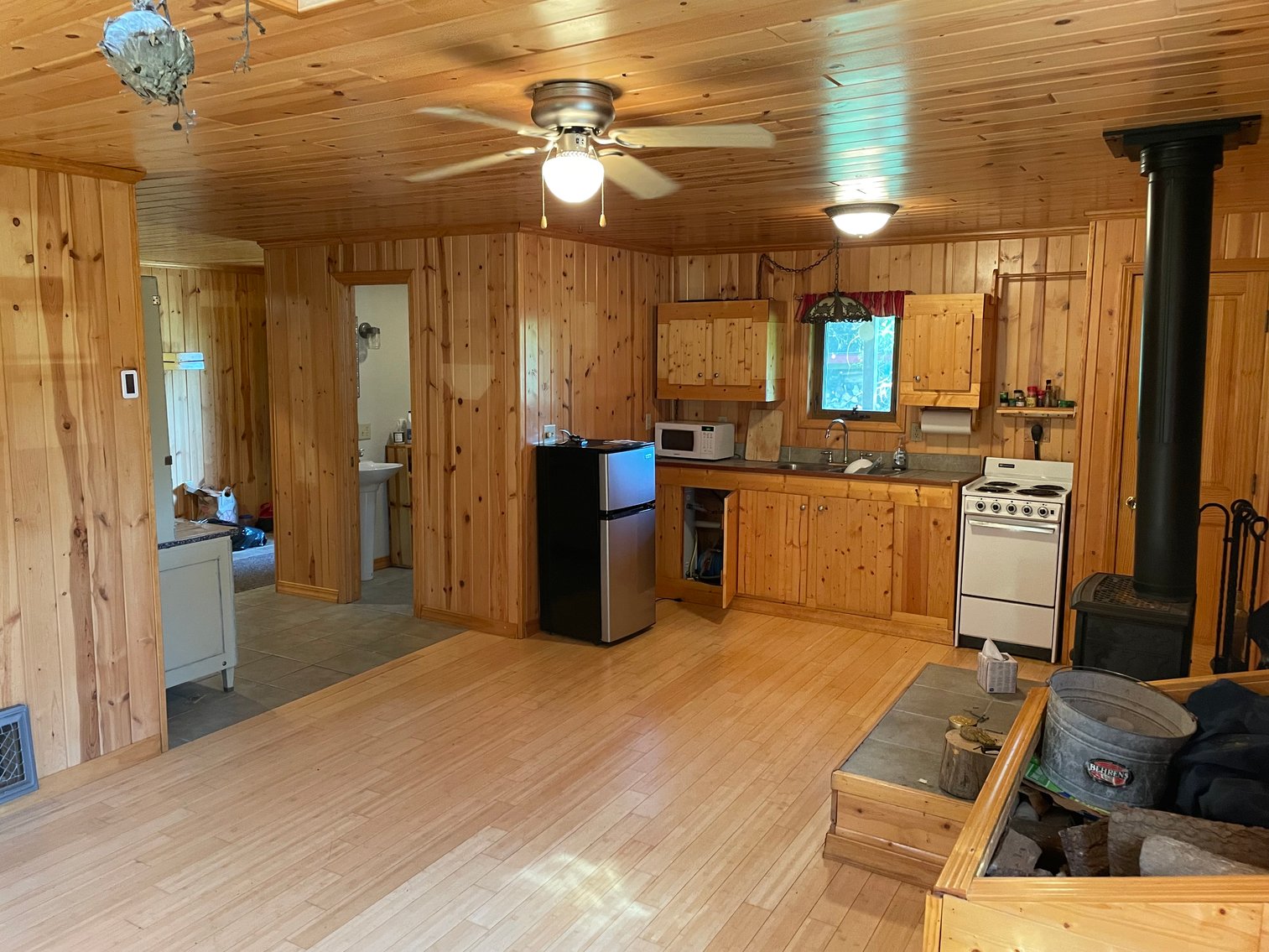 Image for Tom Gilbreath Estate