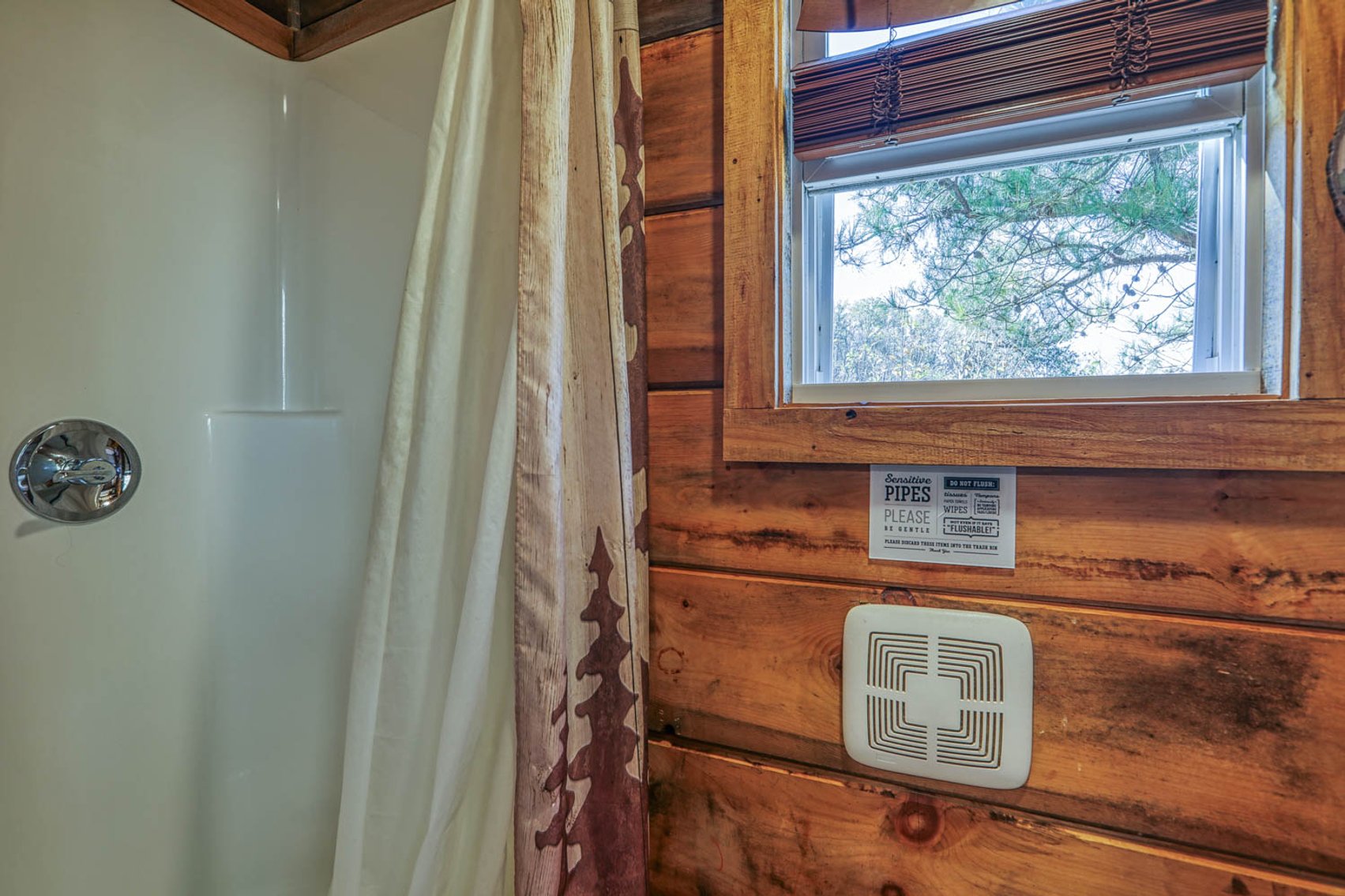 Image for Get Farther Away Cabin Rentals - 1900 Woodland Way. Newport, TN. Timed Reserve Auction