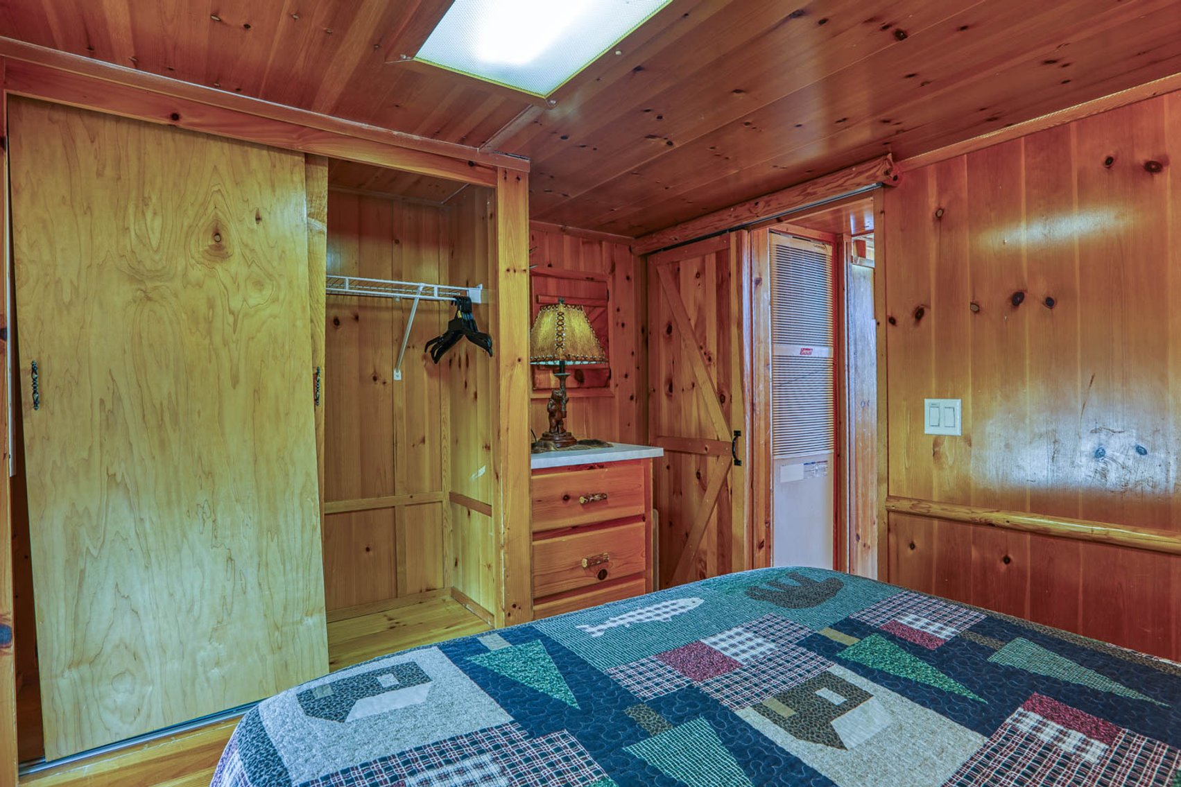 Image for Get Farther Away Cabin Rentals - 1900 Woodland Way. Newport, TN. Timed Reserve Auction