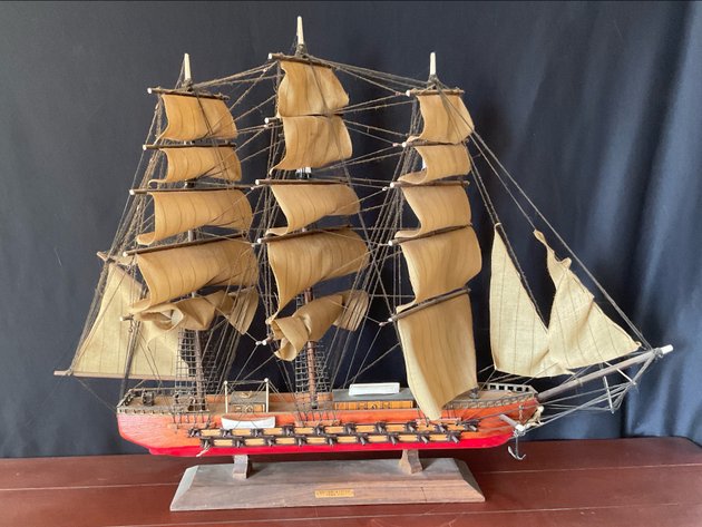 Image for Wonderful Waterfront Downsizing in Yorktown Online Auction