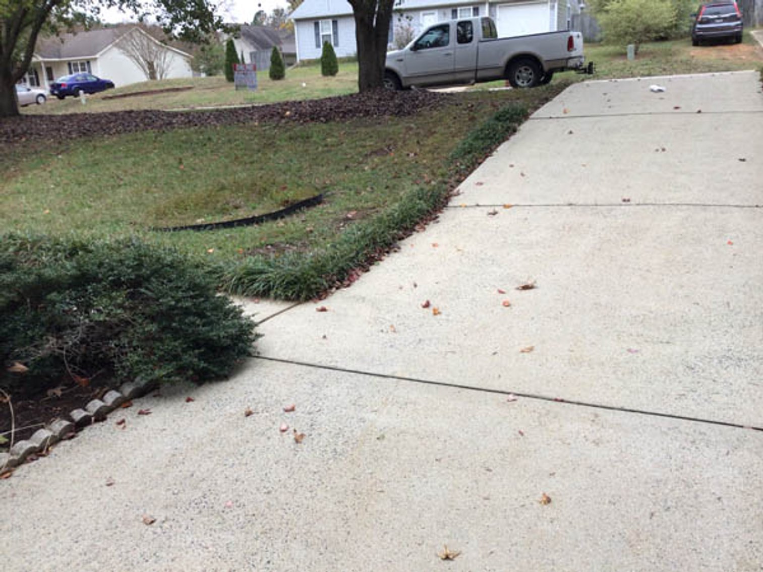 Image for Simulcast Auction for Holly Springs Home!