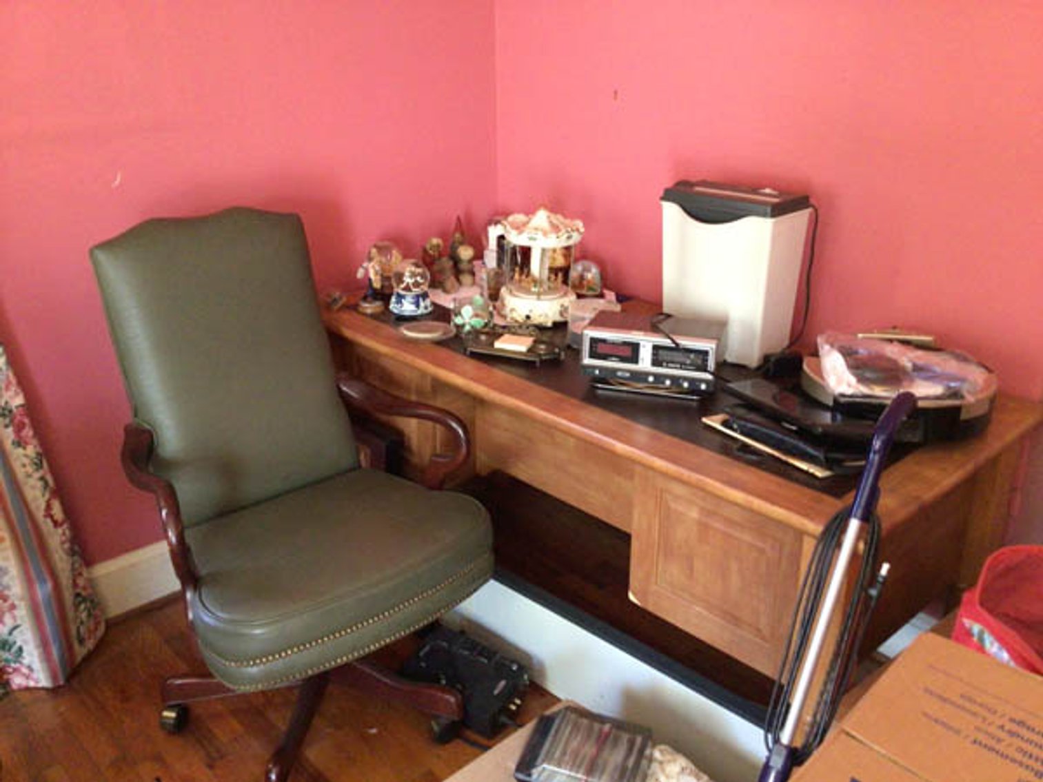 Image for Large Collection of Antiques and Glassware