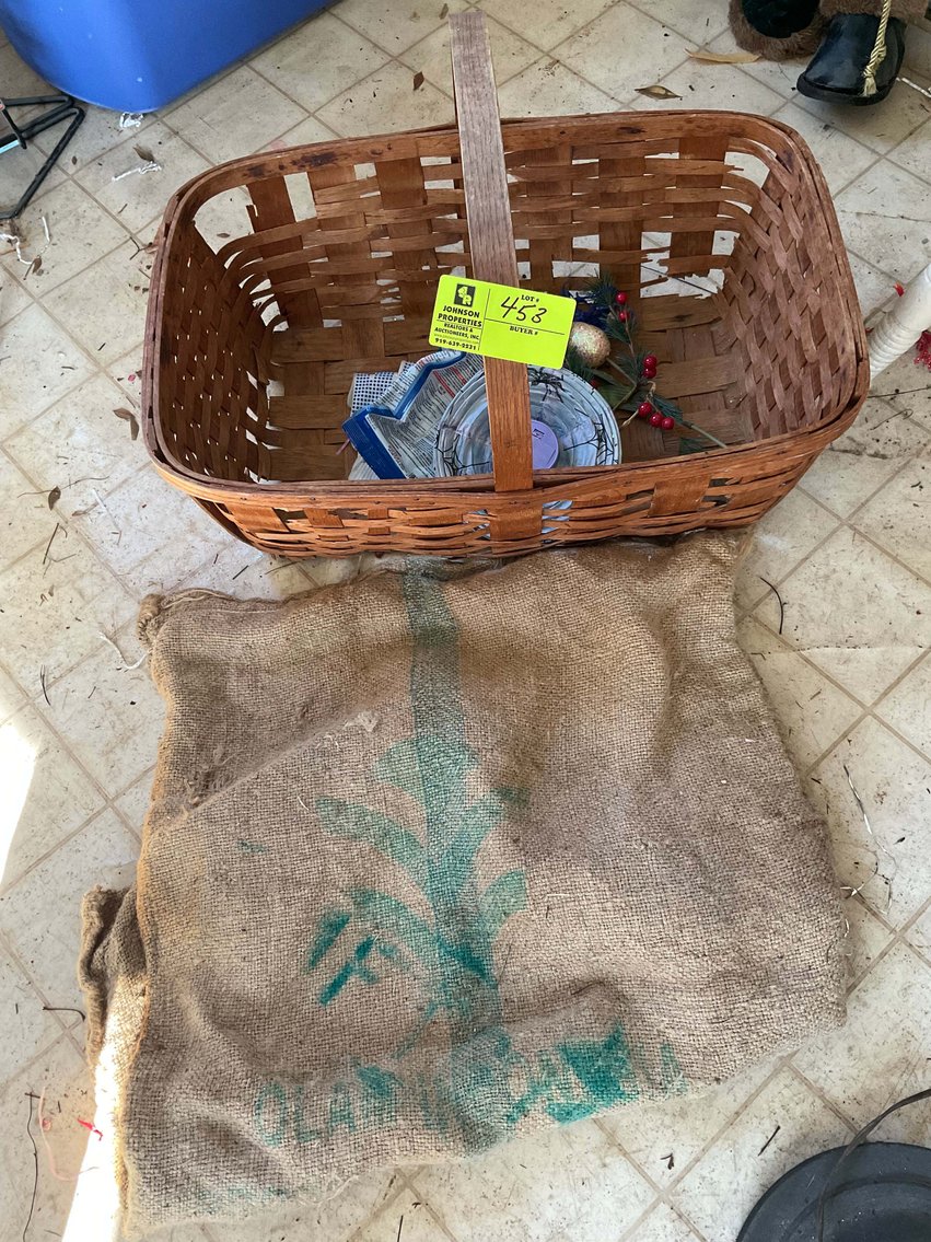 Image for Large Collection of Antiques and Glassware